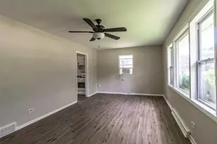 1038 Landon Ave, Winthrop Harbor, IL 60096 - Photo 3