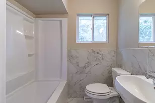 1038 Landon Ave, Winthrop Harbor, IL 60096 - Photo 11