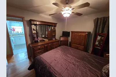 7416 W Winnemac Avenue, Harwood Heights, IL 60706 - Photo 11