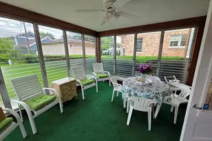 7416 W Winnemac Ave, Harwood Heights, IL 60706 - Photo 25