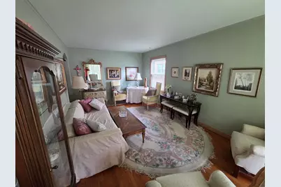 7416 W Winnemac Avenue, Harwood Heights, IL 60706 - Photo 3