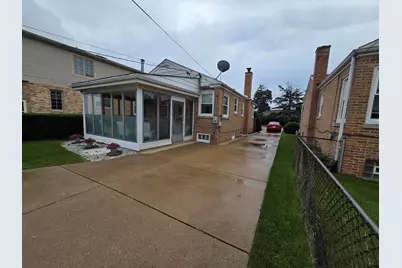 7416 W Winnemac Avenue, Harwood Heights, IL 60706 - Photo 29