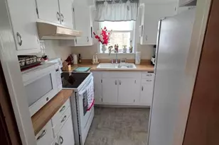7416 W Winnemac Ave, Harwood Heights, IL 60706 - Photo 13