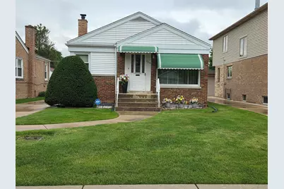7416 W Winnemac Avenue, Harwood Heights, IL 60706 - Photo 1