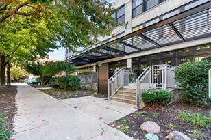 1001 W 15th St, Chicago, IL 60608 - Photo 1