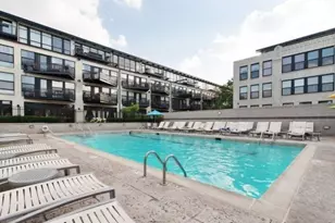 1001 W 15th St, Chicago, IL 60608 - Photo 31