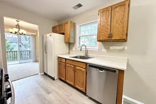 1202 Clearview Ct, Buffalo Grove, IL 60089 - Photo 3