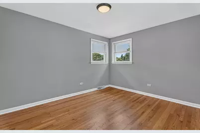 16358 Drexel Avenue, South Holland, IL 60473 - Photo 9