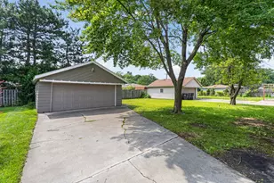 16358 Drexel Ave, South Holland, IL 60473 - Photo 35