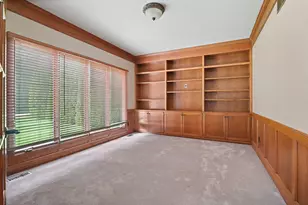 5123 Regents Park Rd, Rockford, IL 61107 - Photo 3