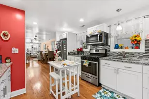 1814 N Sawyer Ave, Chicago, IL 60647 - Photo 5