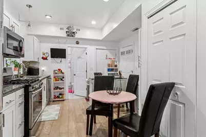 1814 N Sawyer Avenue, Chicago, IL 60647 - Photo 11