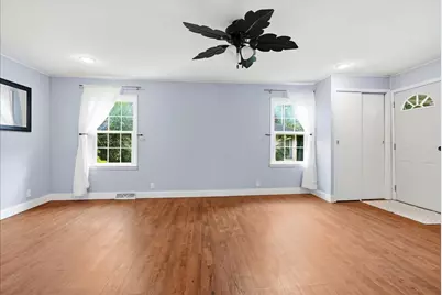 409 N 1st Street, Fairbury, IL 61739 - Photo 7