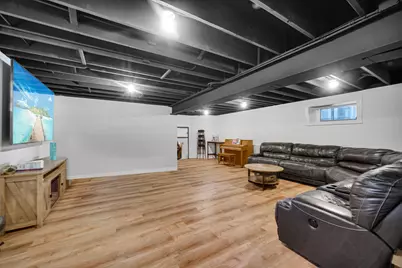 209 S Chase Street, Wheaton, IL 60187 - Photo 15