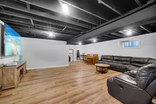 209 S Chase St, Wheaton, IL 60187 - Photo 15