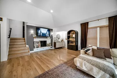 209 S Chase Street, Wheaton, IL 60187 - Photo 7