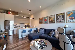 1348 W Roscoe St, Chicago, IL 60657 - Photo 3