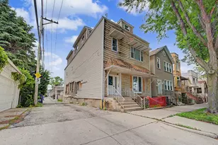 3442 S Lowe Ave, Chicago, IL 60616 - Photo 1