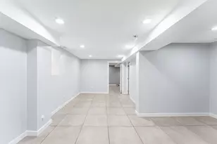 12238 S Yale Ave, Chicago, IL 60628 - Photo 23