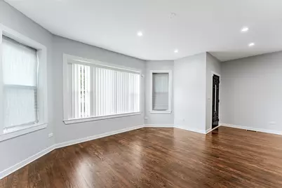 12238 S Yale Avenue, Chicago, IL 60628 - Photo 3