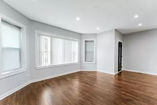 12238 S Yale Ave, Chicago, IL 60628 - Photo 3