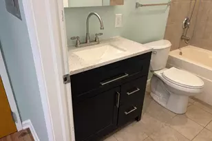 1122 W Catalpa Ave, Chicago, IL 60640 - Photo 13