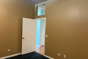 1122 W Catalpa Ave, Chicago, IL 60640 - Photo 17