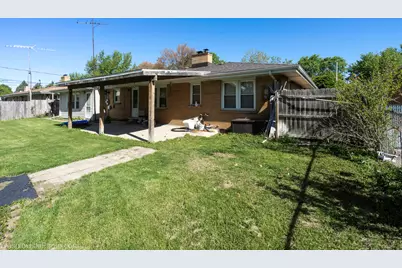 1714 Mayfield Avenue, Joliet, IL 60435 - Photo 25