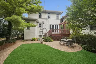619 N Grove Ave, Oak Park, IL 60302 - Photo 19