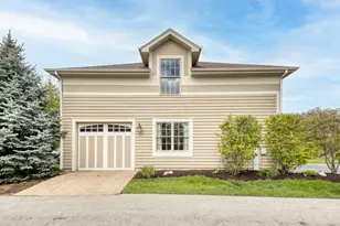 119 Roslyn Rd, Barrington, IL 60010 - Photo 3