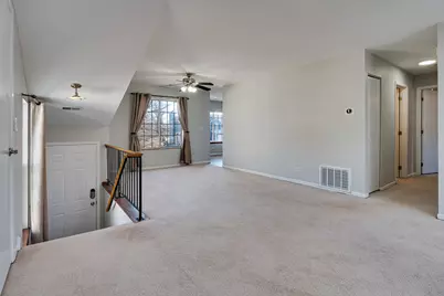 972 Mallard Circle #2, Schaumburg, IL 60193 - Photo 5