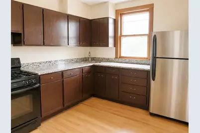5445 W Melrose Street, Chicago, IL 60641 - Photo 11