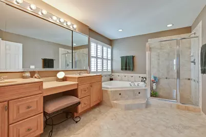 10 Eagle Ridge Drive, Hawthorn Woods, IL 60047 - Photo 29