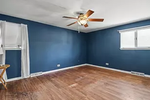14107 S Mackinaw Ave S, Burnham, IL 60633 - Photo 11