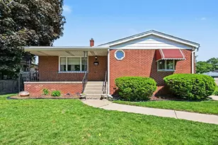 14107 S Mackinaw Ave S, Burnham, IL 60633 - Photo 1