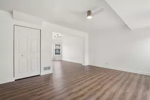 1613 Victoria Park Cir, Aurora, IL 60504 - Photo 7