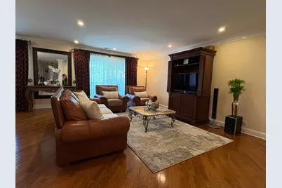 9530 N Lamon Avenue #402, Skokie, IL 60077 - Photo 9