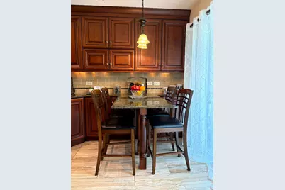9530 N Lamon Avenue #402, Skokie, IL 60077 - Photo 13