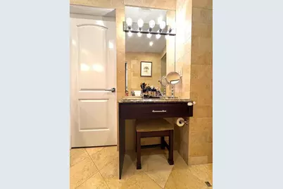 9530 N Lamon Avenue #402, Skokie, IL 60077 - Photo 25
