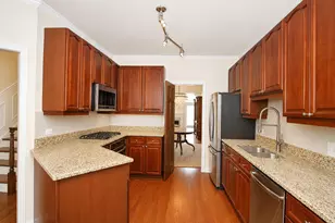 2S729 Parkview Dr, Glen Ellyn, IL 60137 - Photo 9