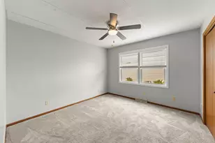 205 Suzy Ct, Plano, IL 60545 - Photo 21