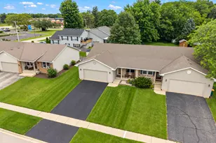 205 Suzy Ct, Plano, IL 60545 - Photo 1