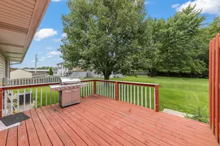 205 Suzy Ct, Plano, IL 60545 - Photo 31