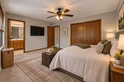 205 Suzy Court, Plano, IL 60545 - Photo 17