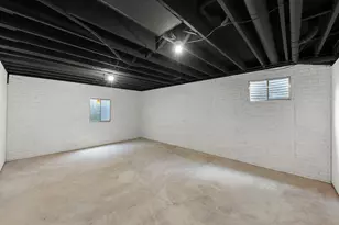 205 Suzy Ct, Plano, IL 60545 - Photo 25