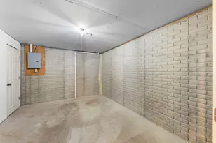 205 Suzy Ct, Plano, IL 60545 - Photo 27