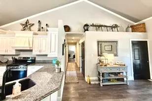 2 Wayman Canyon Rd, Oakwood, IL 61858 - Photo 11