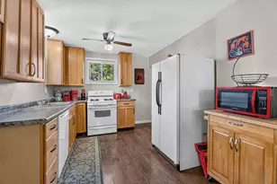 42329 N Elm St, Antioch, IL 60002 - Photo 7