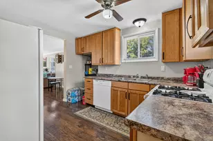 42329 N Elm St, Antioch, IL 60002 - Photo 9