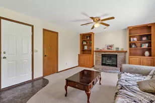 1410 Boyne Ct, Normal, IL 61761 - Photo 3